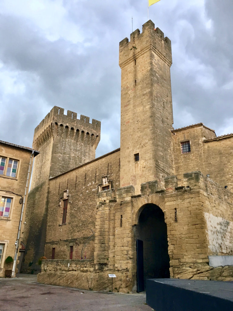 Guide to SalondeProvence and Environs  Smith Pope